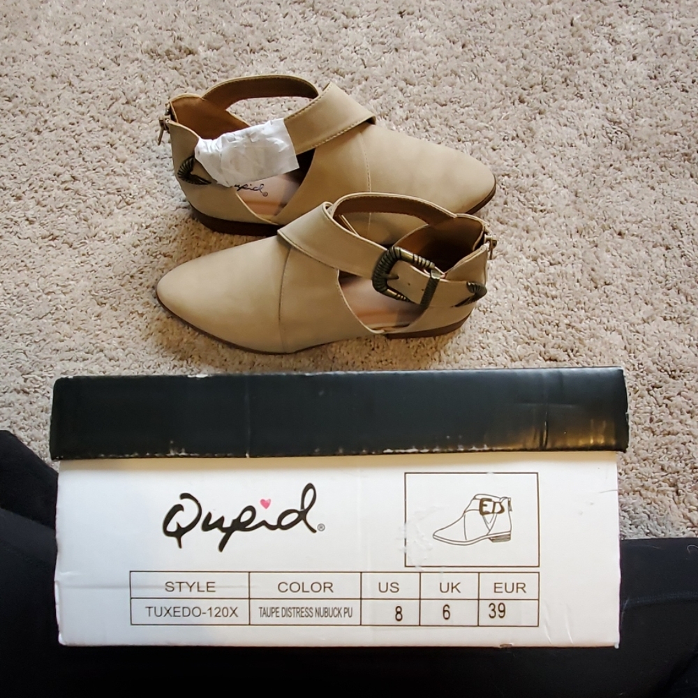 Booties - Picture 5 of 6